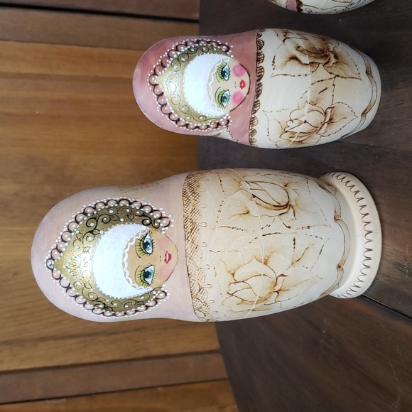 Vintage Russian Hand Painted Nesting Dolls - Picture 2 of 12